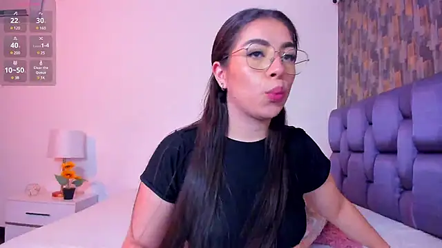 Snapshot of IsabellaAnngel chatting on February 28, 2025, 5:15 am IsabellaAnngel online show from February 28, 2025, 5:15 am