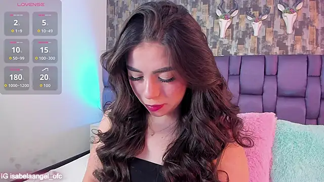 Snapshot of IsabellaAnngel chatting on December 2, 2025, 11:34 pm IsabellaAnngel online show from December 2, 2025, 11:34 pm