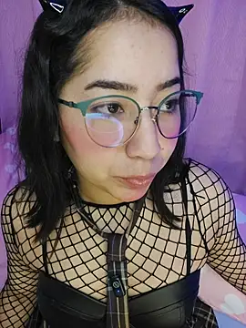 anni ross online show from April 21, 2026, 8:01 pm