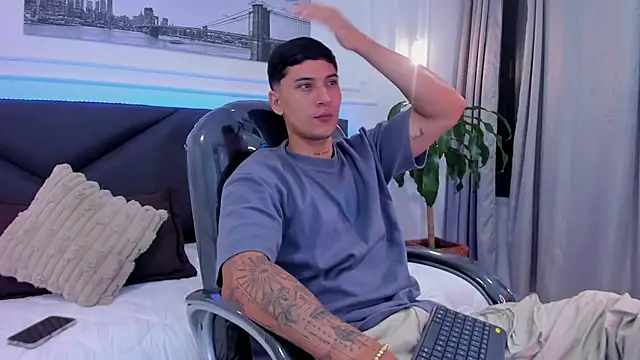 Damian23   online show from December 19, 2025, 10:44 am