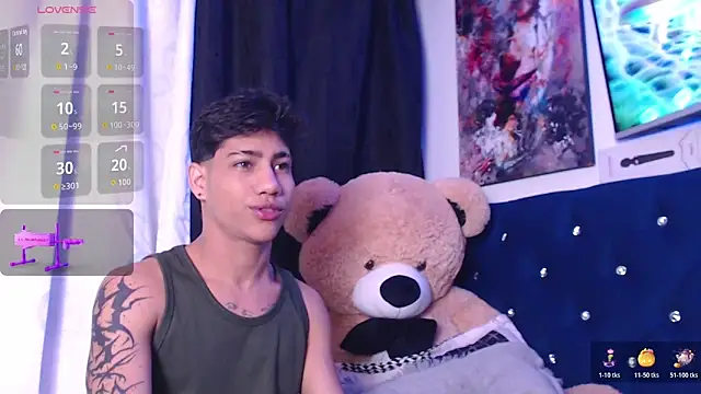 Sexys Boys Hot1 online show from October 30, 2025, 2:46 am