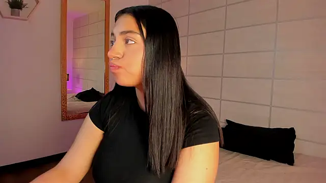 Christine Laam online show from March 30, 2026, 11:44 am