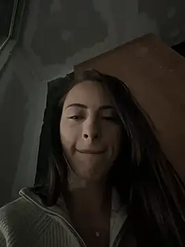 NattyPierce online show from January 7, 2025, 4:39 am