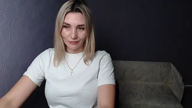  sexy lady online show from February 10, 2025, 1:22 pm