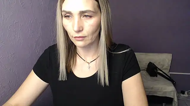  sexy lady online show from September 23, 2025, 12:52 pm