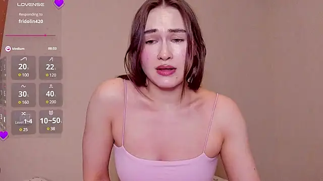 sleeeep y online show from December 3, 2024, 9:12 pm