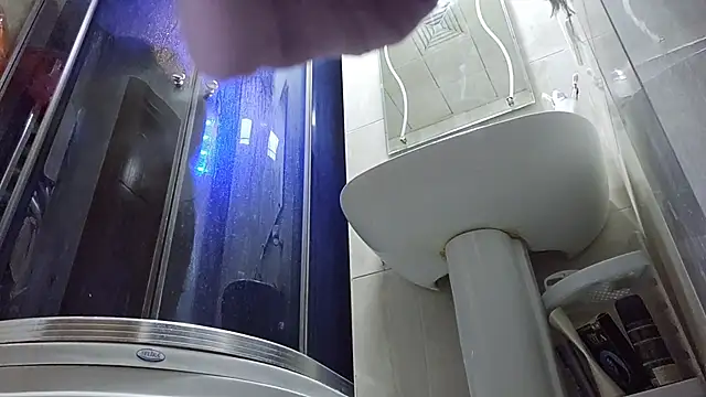 Snapshot of AlejandraDelaney chatting on December 5, 2024, 11:51 pm AlejandraDelaney online show from December 5, 2024, 11:51 pm