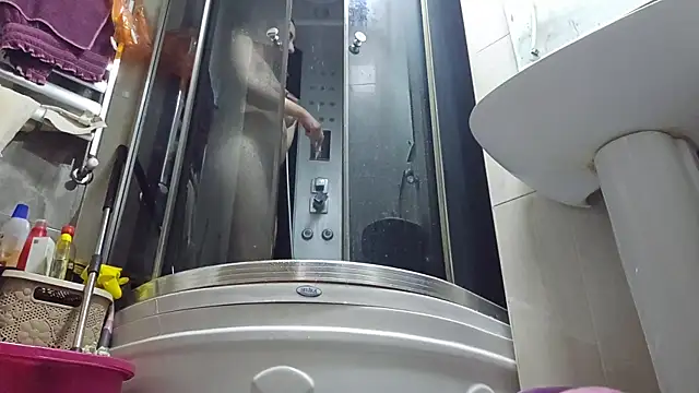 Snapshot of AlejandraDelaney chatting on December 31, 2024, 11:09 am AlejandraDelaney online show from December 31, 2024, 11:09 am