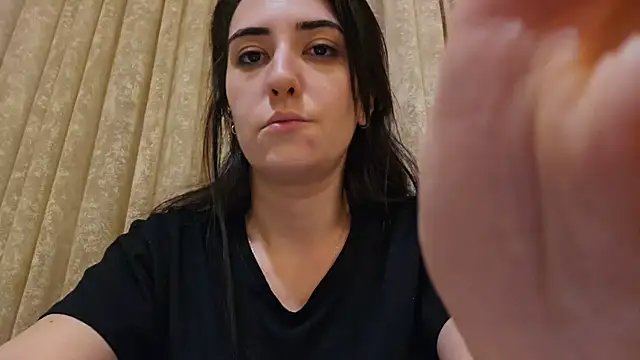 Snapshot of AlejandraDelaney chatting on January 1, 2025, 3:14 pm AlejandraDelaney online show from January 1, 2025, 3:14 pm