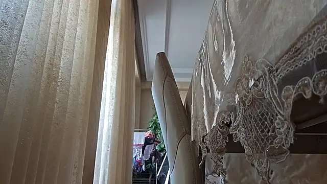 Snapshot of AlejandraDelaney chatting on January 31, 2025, 12:51 pm AlejandraDelaney online show from January 31, 2025, 12:51 pm