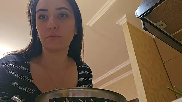 Snapshot of AlejandraDelaney chatting on February 6, 2025, 5:19 pm AlejandraDelaney online show from February 6, 2025, 5:19 pm