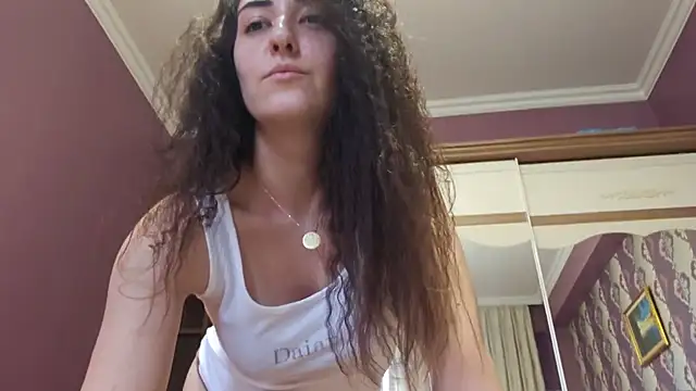 Snapshot of AlejandraDelaney chatting on October 21, 2025, 12:50 pm AlejandraDelaney online show from October 21, 2025, 12:50 pm