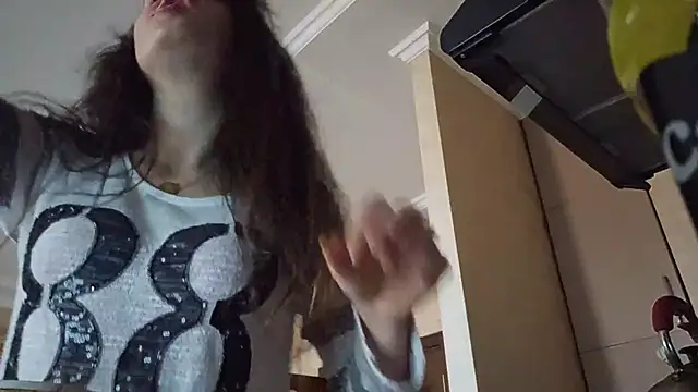 Snapshot of AlejandraDelaney chatting on November 7, 2025, 1:11 pm AlejandraDelaney online show from November 7, 2025, 1:11 pm