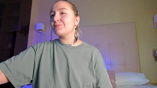 Debbie Taylor online show from October 21, 2025, 5:13 pm