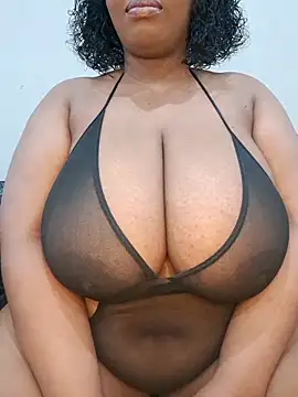 Snapshot of juicygoddess2 chatting on October 17, 2025, 9:34 am juicygoddess2 online show from October 17, 2025, 9:34 am
