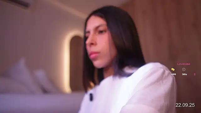 Snapshot of veronica_mendez1 chatting on September 22, 2025, 1:24 pm veronica mendez1 online show from September 22, 2025, 1:24 pm