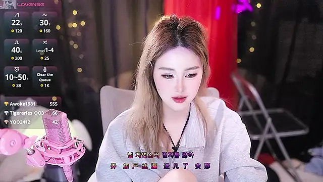 Evajoannana online show from March 14, 2025, 4:30 pm