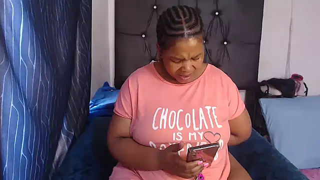 BigbootyNickyx online show from November 20, 2025, 6:46 am