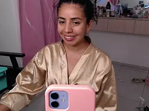 anngela01 online show from February 26, 2026, 5:28 am