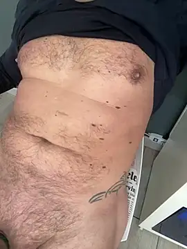 Giorgiostant online show from April 15, 2026, 10:11 am