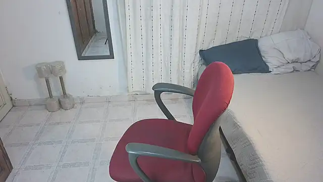 Snapshot of Orionferrer- chatting on December 18, 2025, 1:33 am Orionferrer- online show from December 18, 2025, 1:33 am