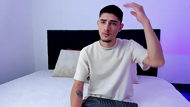 PhilipRich online show from December 26, 2024, 3:42 pm