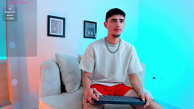 PhilipRich online show from February 3, 2025, 7:00 pm