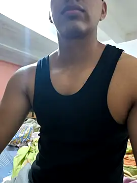 Rodrigocxzz21 online show from January 15, 2026, 5:49 pm