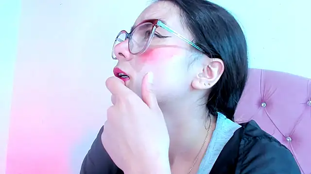 teffy lee online show from December 14, 2024, 7:46 pm