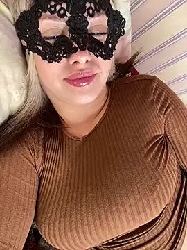 69Laura696 online show from March 6, 2025, 9:25 am