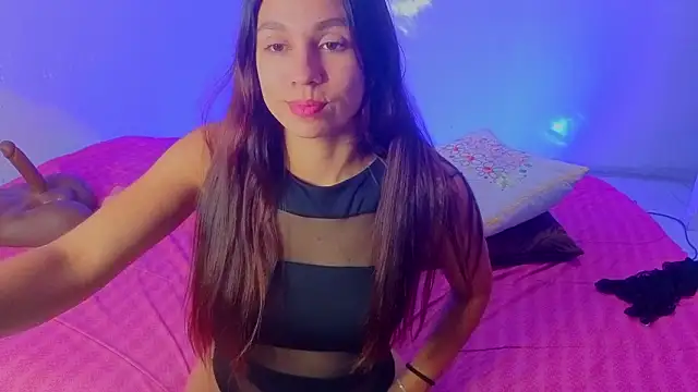 Snapshot of Luci_And_Sofi chatting on February 27, 2026, 3:23 pm Luci And Sofi online show from February 27, 2026, 3:23 pm