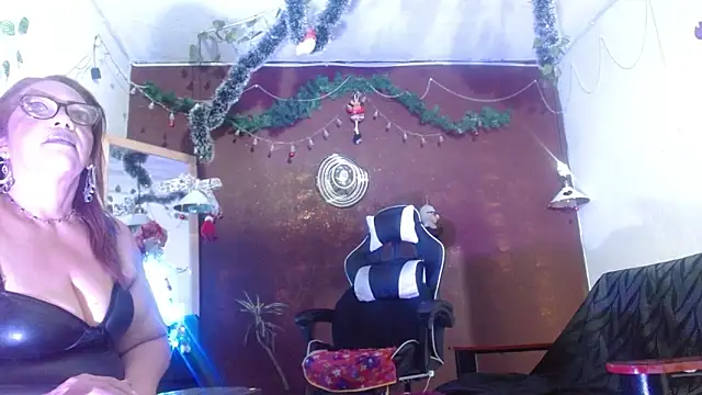 PervertedMature online show from November 20, 2025, 9:09 am