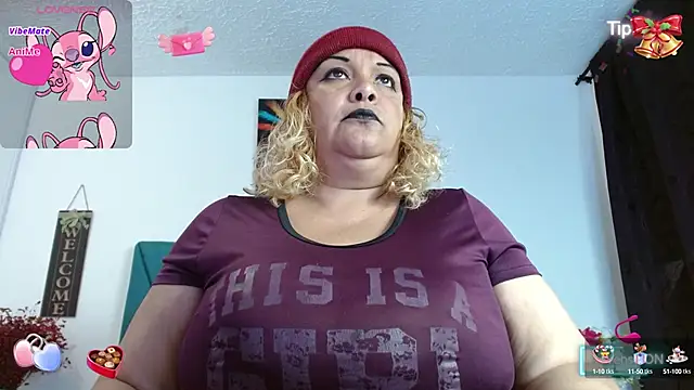 Snapshot of Dubraska1 chatting on October 17, 2025, 8:00 pm Dubraska1 online show from October 17, 2025, 8:00 pm
