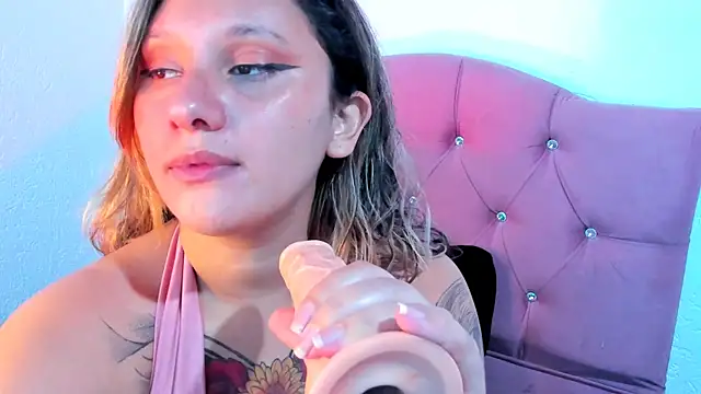 Mila nixon02 online show from March 3, 2025, 3:31 pm