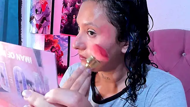 Mila nixon02 online show from April 17, 2026, 4:54 pm