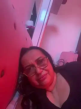 Gia Nahomi online show from January 9, 2025, 2:51 pm