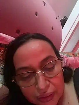 Gia Nahomi online show from February 22, 2025, 3:14 pm