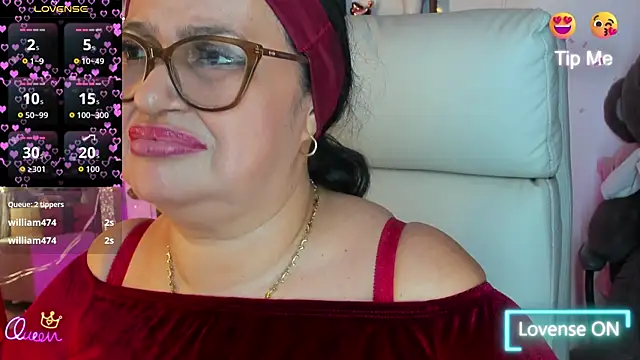Gia Nahomi online show from May 15, 2026, 11:12 pm