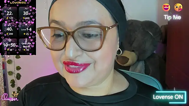 Gia Nahomi online show from May 21, 2026, 9:44 pm