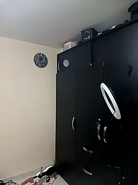 Ambarsexbutler online show from March 2, 2025, 9:54 pm