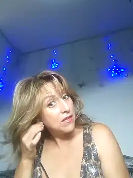 Snapshot of almaluna7 chatting on February 4, 2025, 1:23 am almaluna7 online show from February 4, 2025, 1:23 am