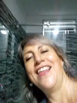 Snapshot of almaluna7 chatting on October 14, 2025, 11:38 pm almaluna7 online show from October 14, 2025, 11:38 pm