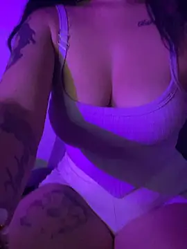 Alahia7demon online show from April 22, 2026, 2:36 am