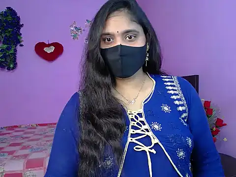 Hot Maleka online show from April 27, 2026, 4:38 pm