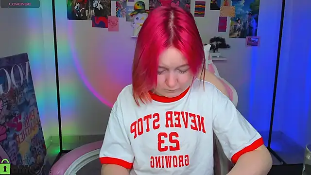 Sara Robinson online show from March 19, 2025, 3:09 am