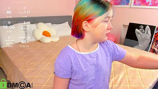 Sara Robinson online show from December 18, 2025, 2:39 am