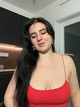 Snapshot of Evelyn___Sweet chatting on May 13, 2026, 7:33 pm Evelyn Sweet online show from May 13, 2026, 7:33 pm