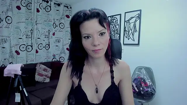 DanaaRey online show from March 3, 2025, 11:33 am