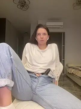 Take Me Awayy online show from February 13, 2025, 4:28 pm