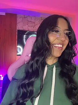 Tamara Roberts1 online show from February 25, 2026, 2:43 am